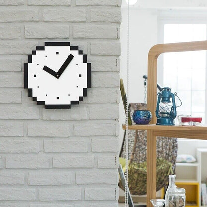 Pixel Art clock