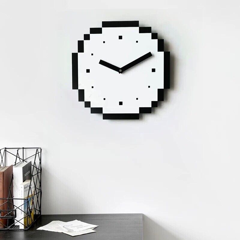 Pixel Art clock