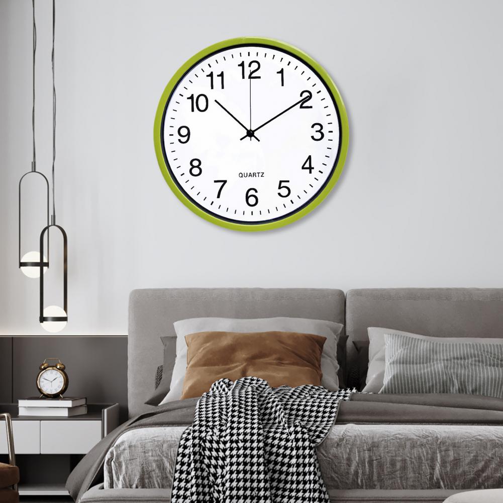 Classic silent wall clock