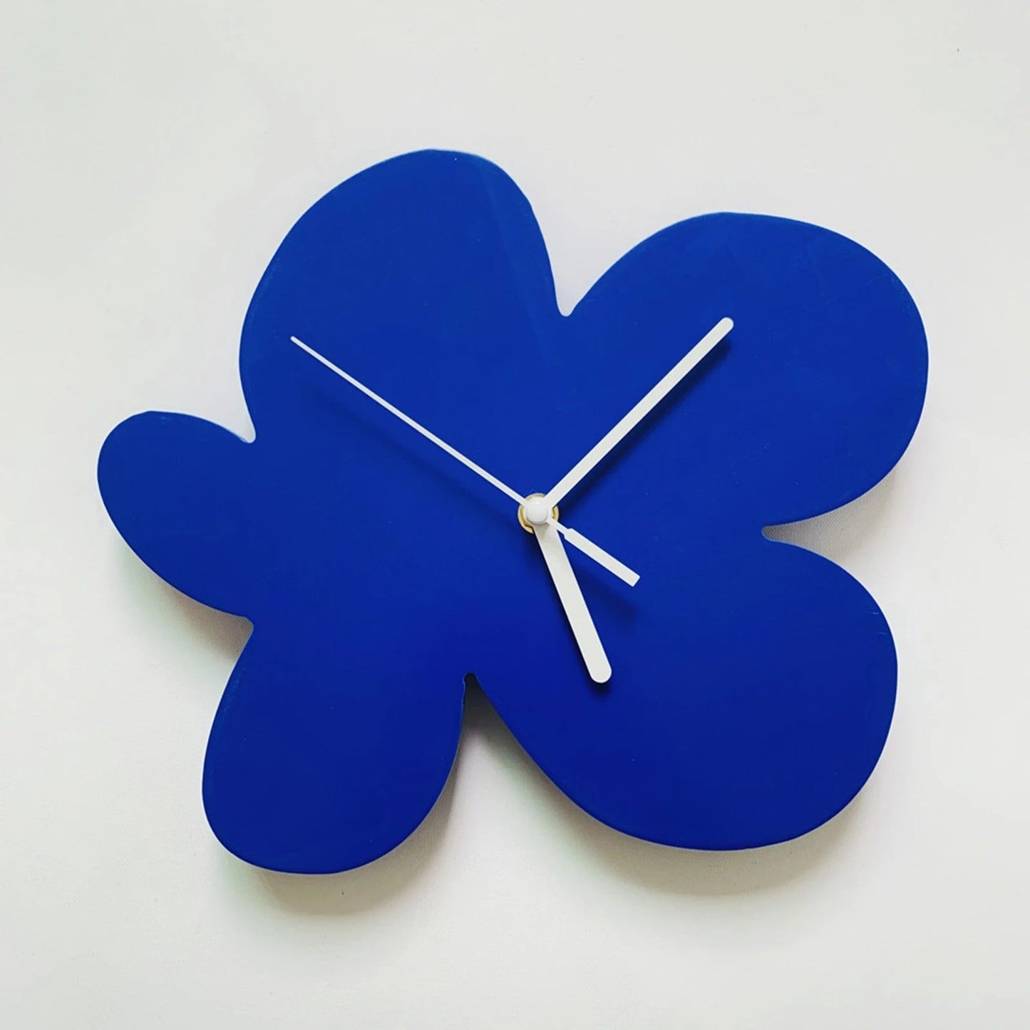 Flower wall clock