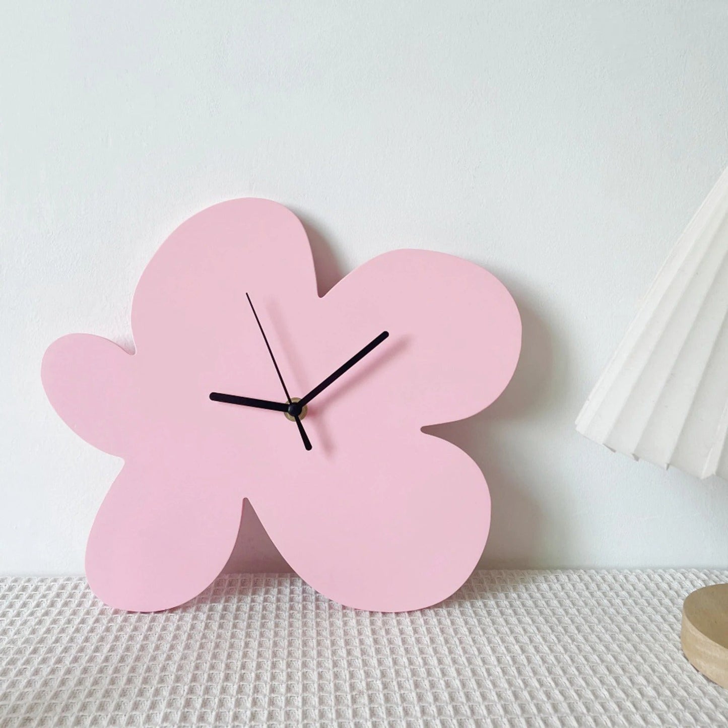 Flower wall clock